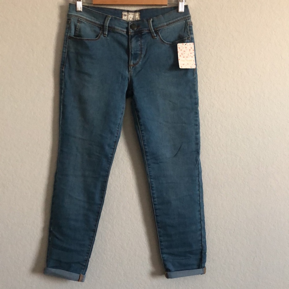 New! Free People Ankle Mid-Rise Jeans